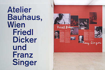 10_Atelier_Bauhaus_Ausstellungsansicht_timtom.jpg