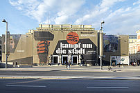Einblick in die Ausstellung Kampf um die Stadt Foto 001