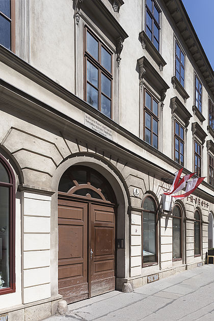 Schubert_Sterbewohnung_Pressefoto_02.jpg