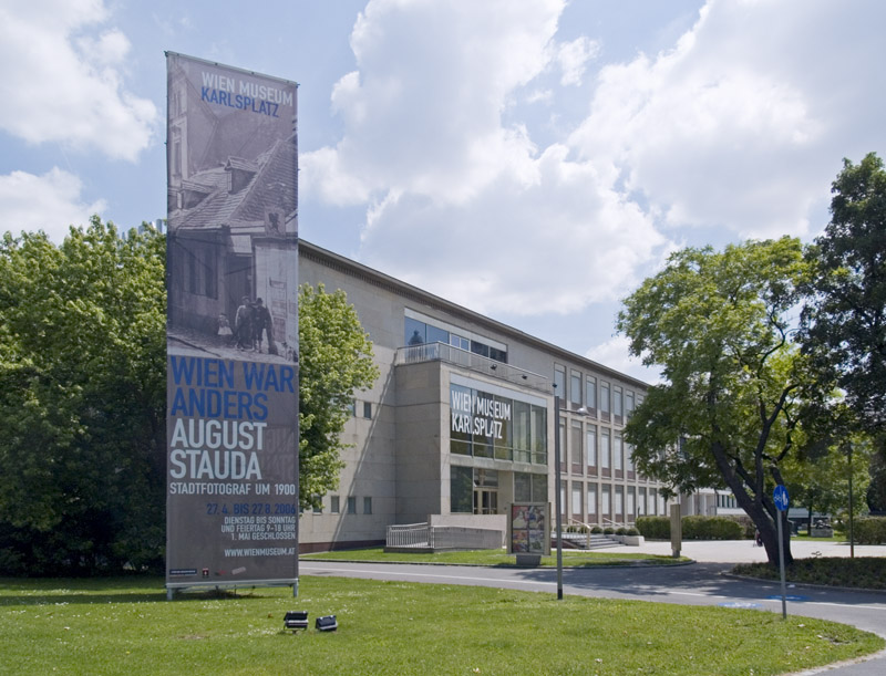 Vergrössert das Bild: Ausstellungsansicht