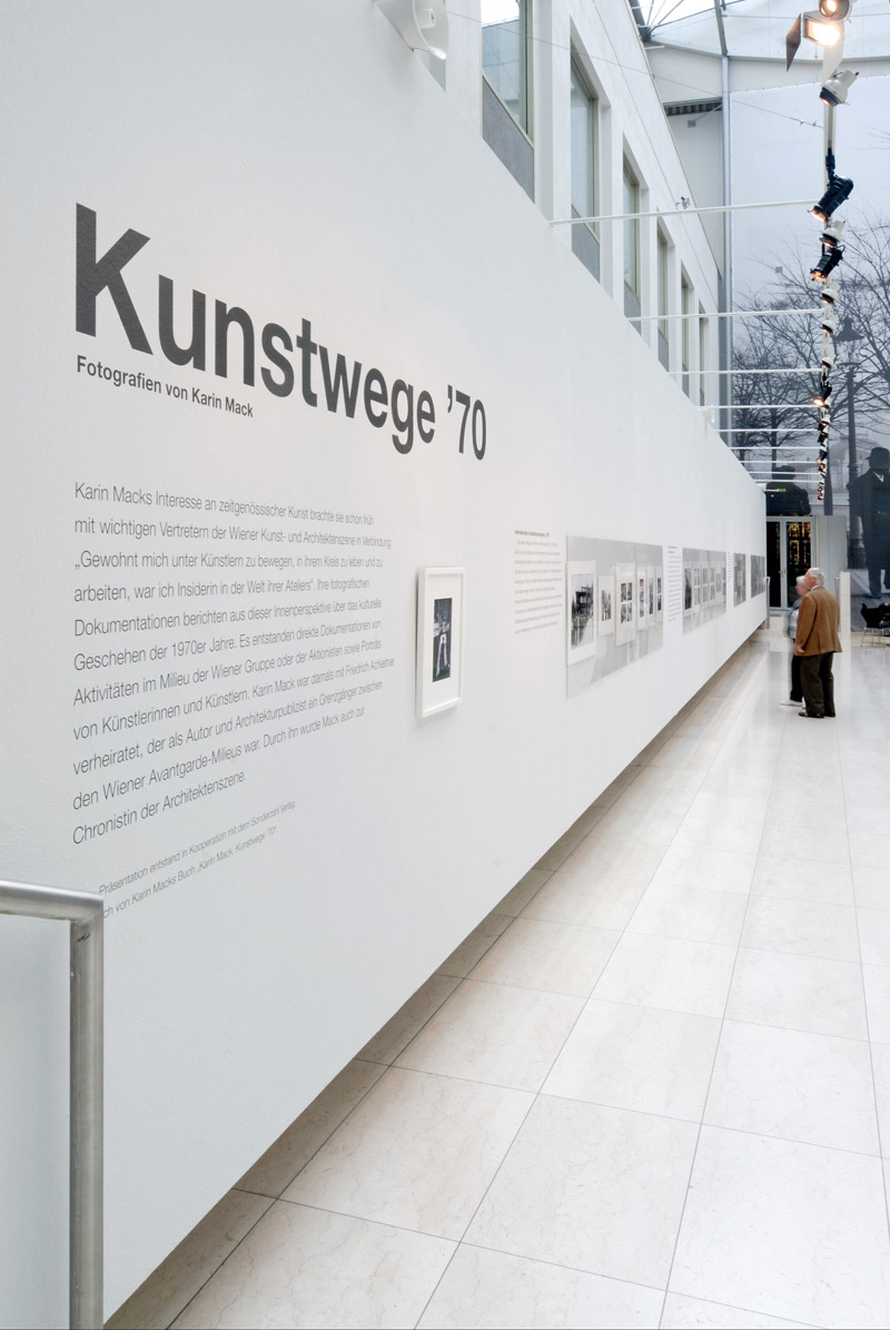 Vergrössert das Bild: Ausstellungsansicht
