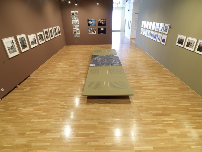 Vergrössert das Bild: Ausstellungsansicht