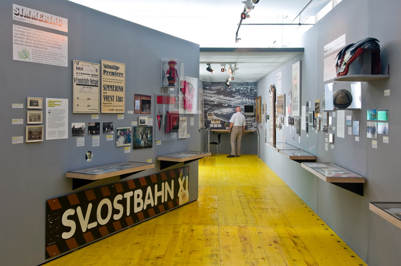 Vergrössert das Bild: Ausstellungsansicht