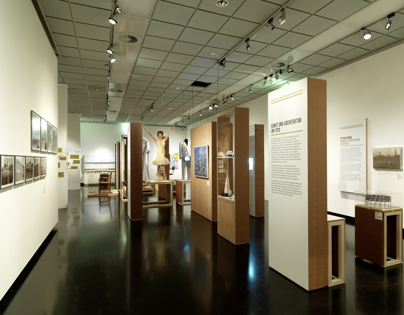 Vergrössert das Bild: Ausstellungsansicht
