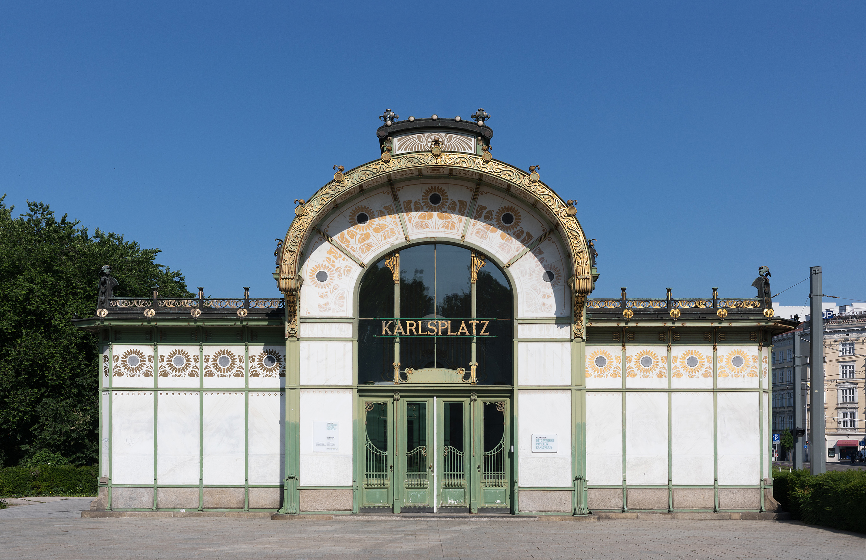 Außenansicht des Otto Wagner Pavillons Karlsplatz