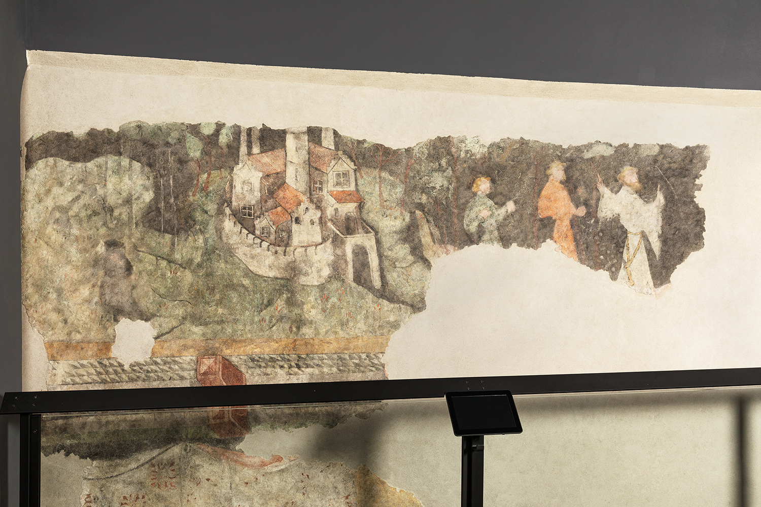 Detail der Fresken mit einer Burg und Menschen 