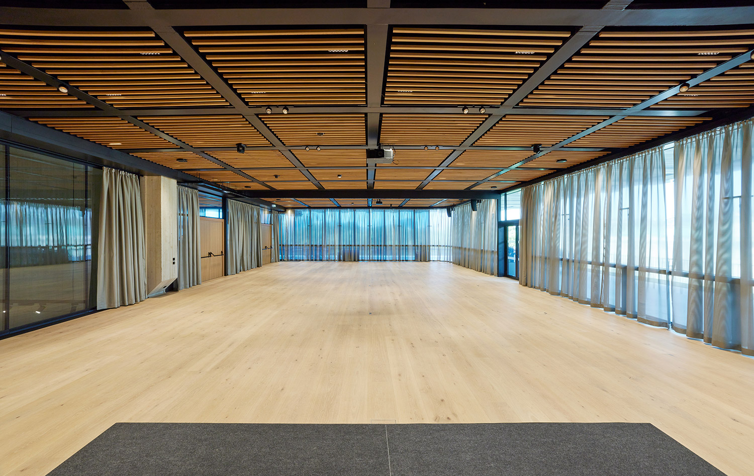 Großer Saal ohne Bestuhlung