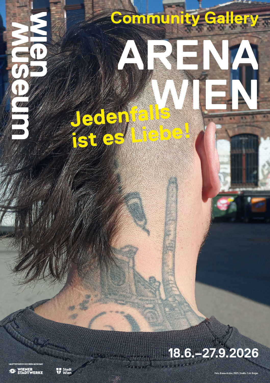 Tattoo des Arena Gebäudes auf einem Nacken