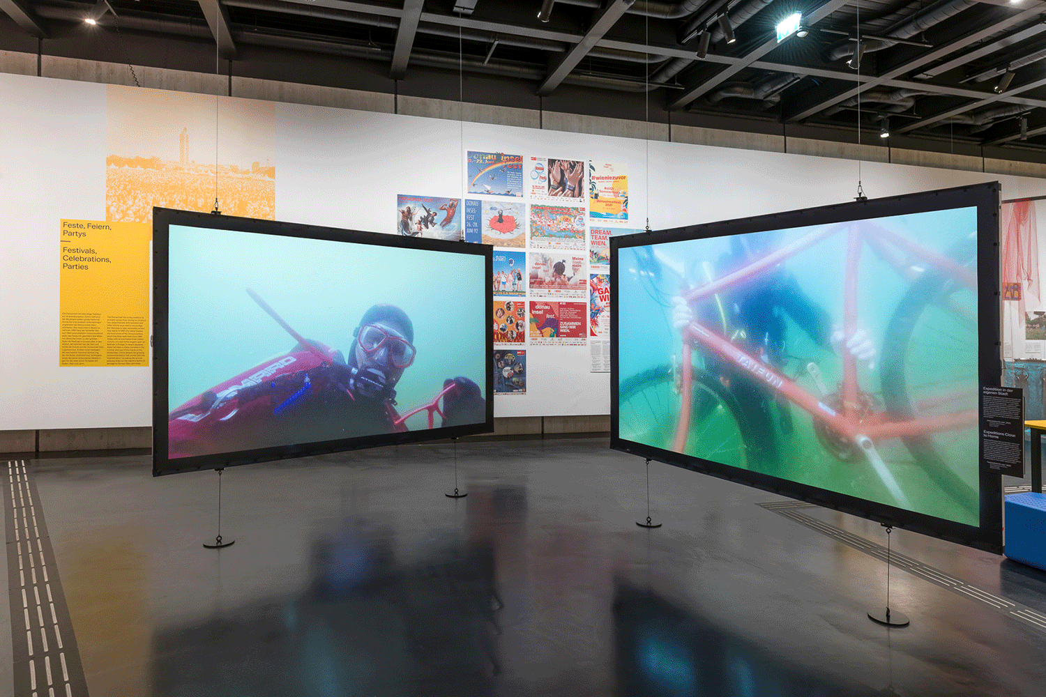 Vergrössert das Bild: Ausstellungsansicht