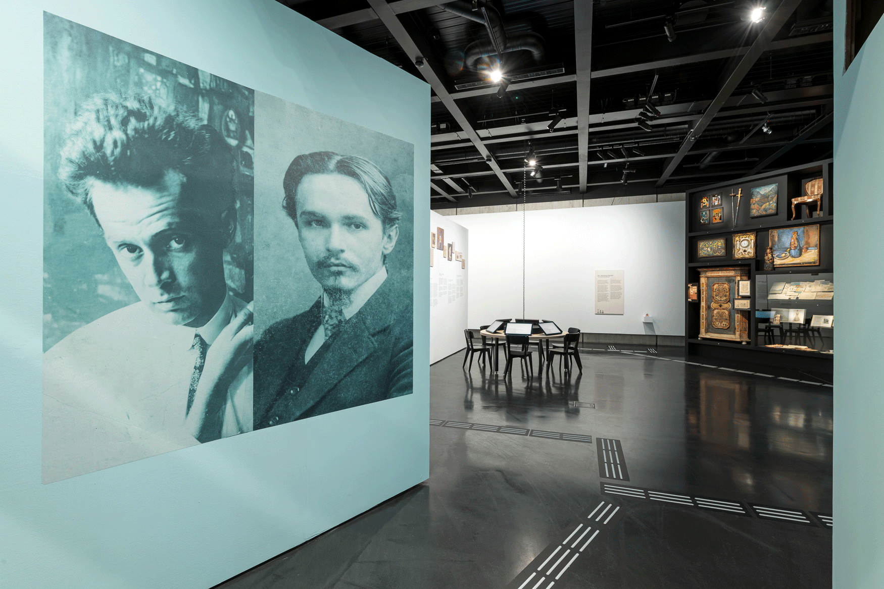 Vergrössert das Bild: Ausstellungsansicht