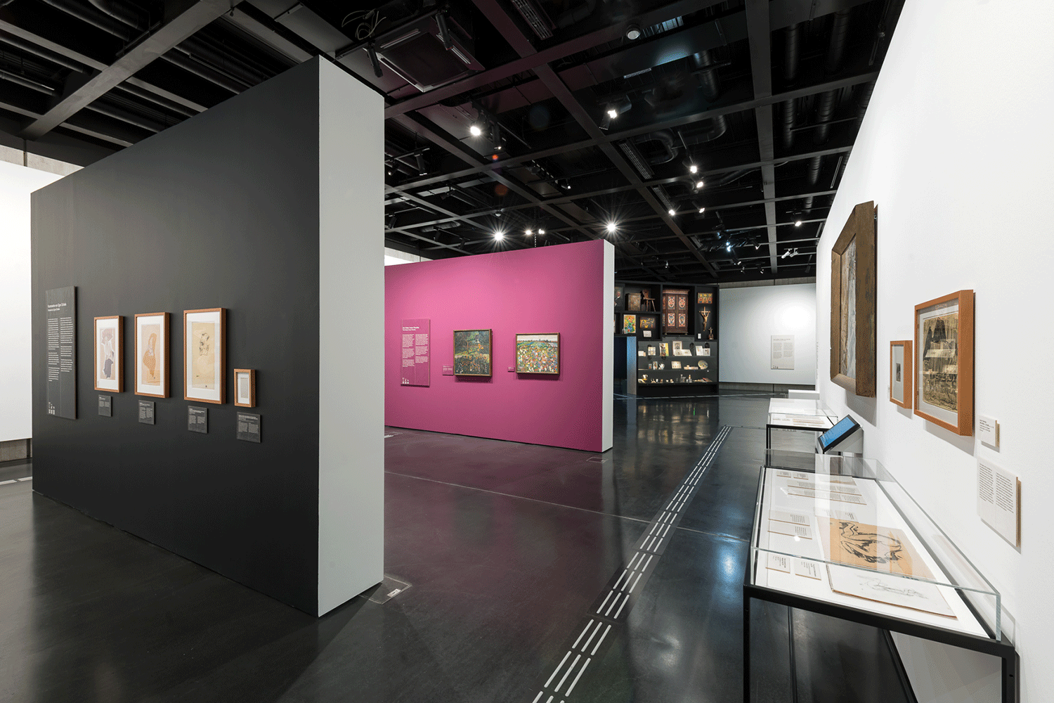 Vergrössert das Bild: Ausstellungsansicht