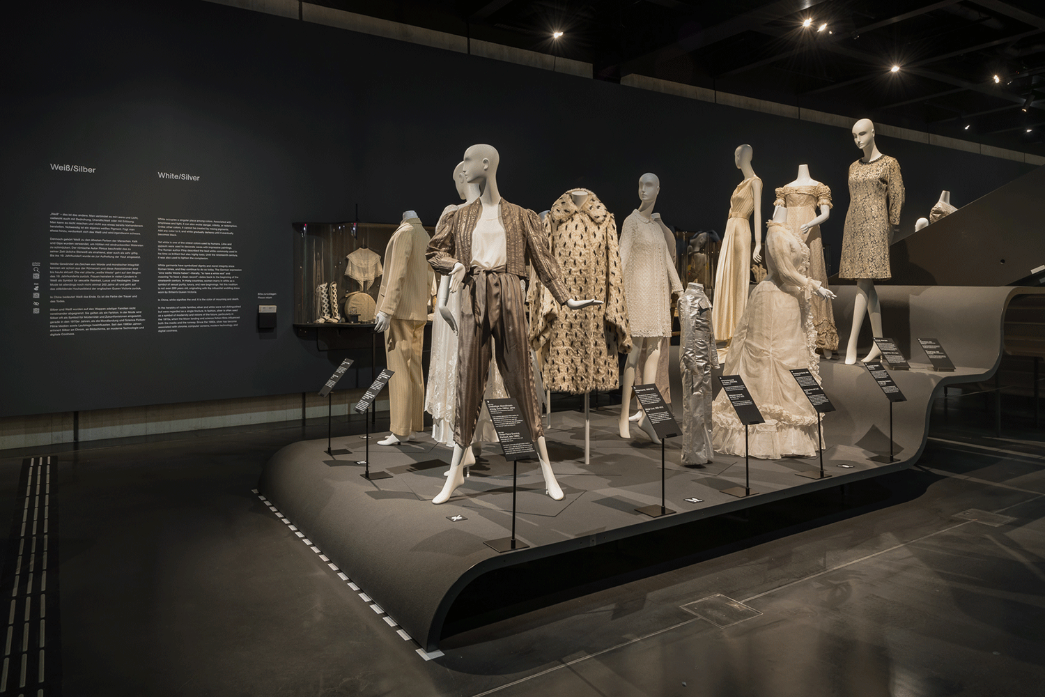 Vergrössert das Bild: Ausstellungsansicht